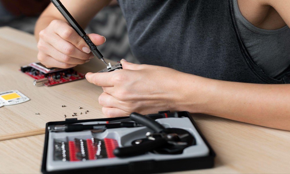 4 Ways a Diploma in Computer Engineering Supports Technical Career Pathways